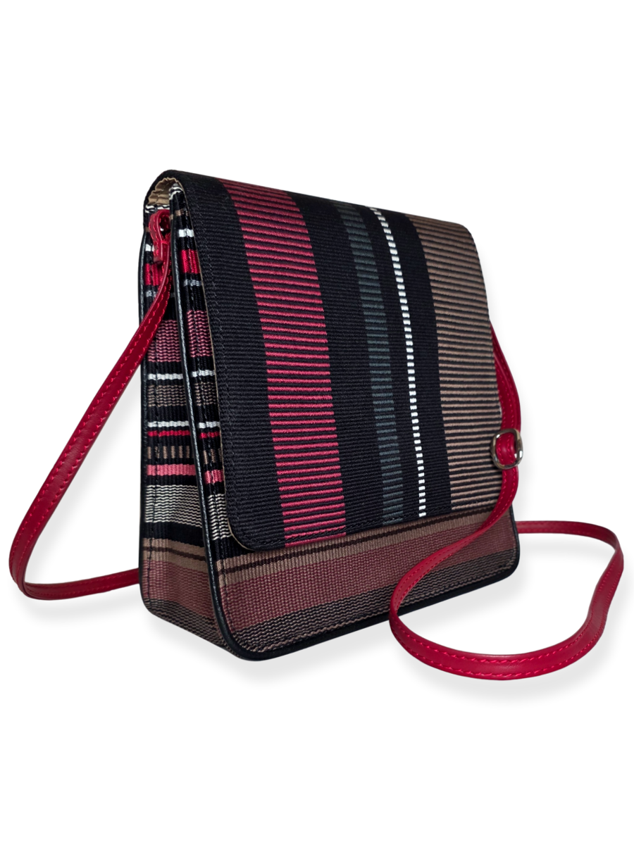 Handwoven KUSKAYA Crossbody Handbag - QintiPeru.com