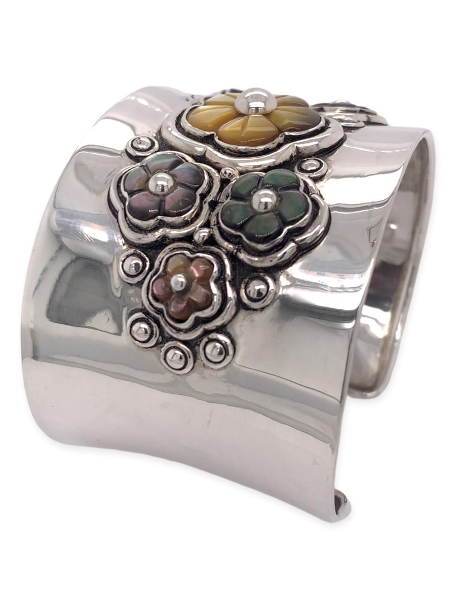 7 Flowers Mother of Pearl Sterling Silver Bracelet Cuff - MULTI - Qinti - The Peruvian Shop